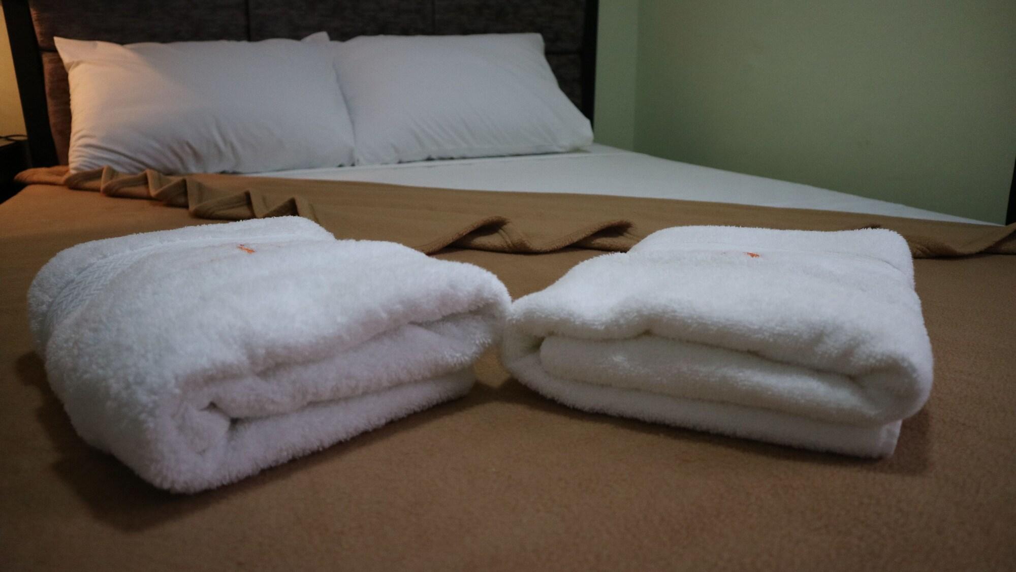 Doniti Suites And Events Place Mandaluyong Kültér fotó