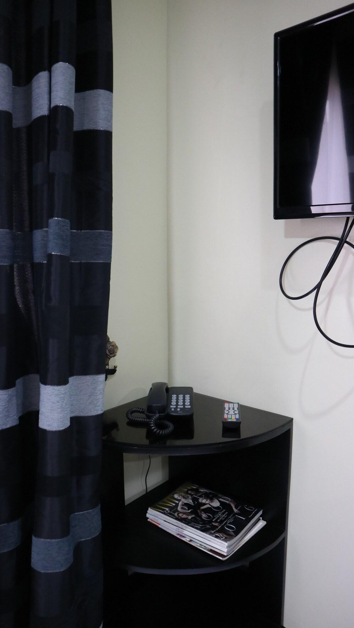 Doniti Suites And Events Place Mandaluyong Kültér fotó